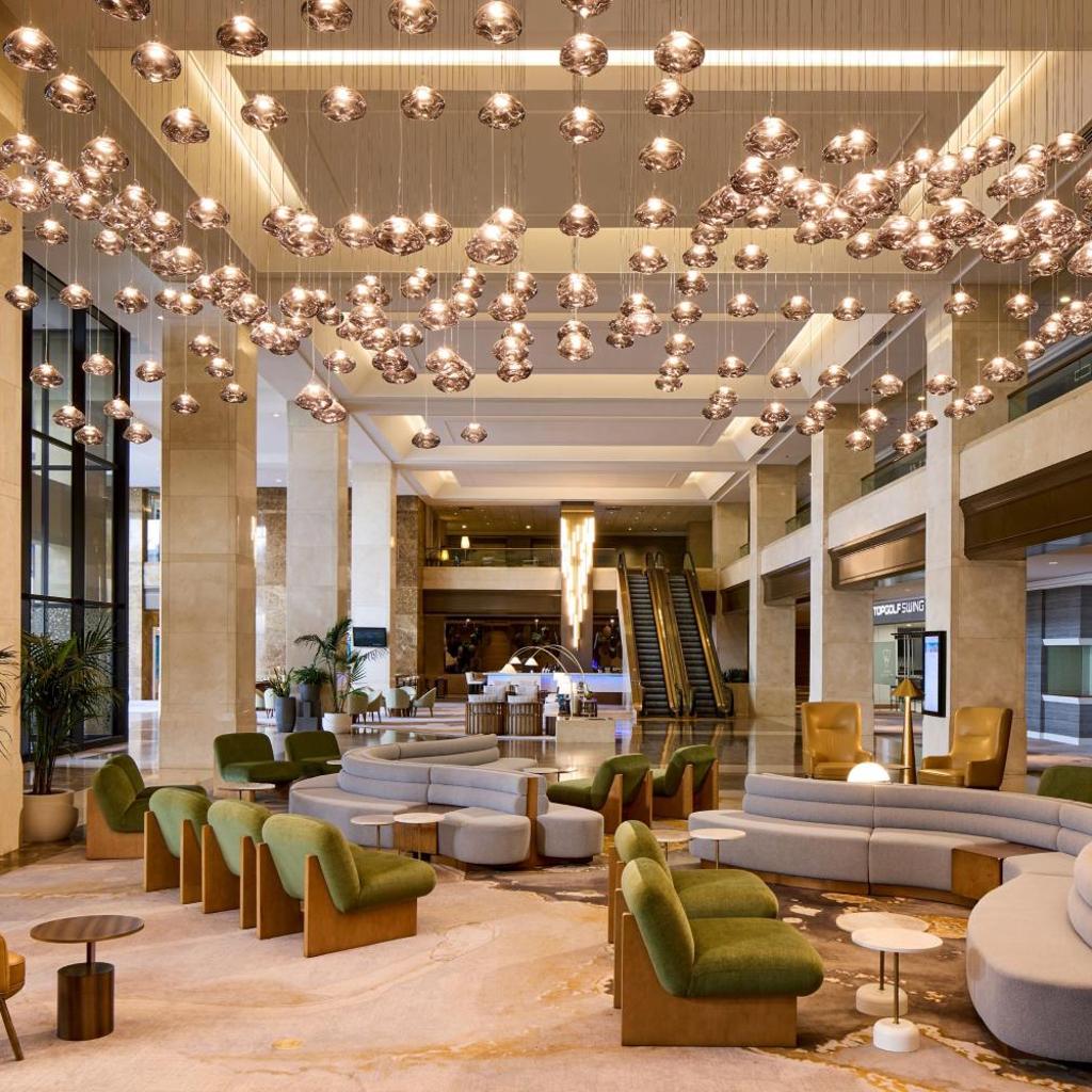Photograph of The Westin Los Angeles Airport