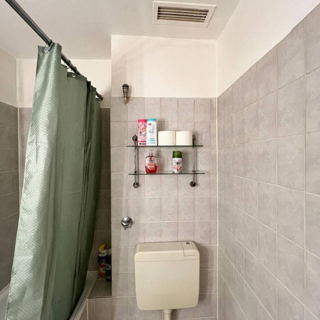 Photograph of simple apartment3
