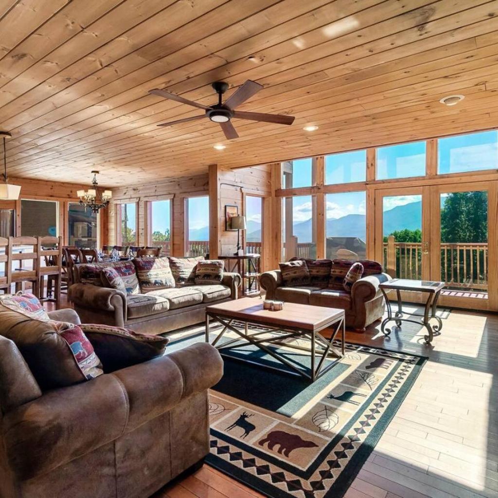 Photograph of Million Views Theater Hot Tub Game Room