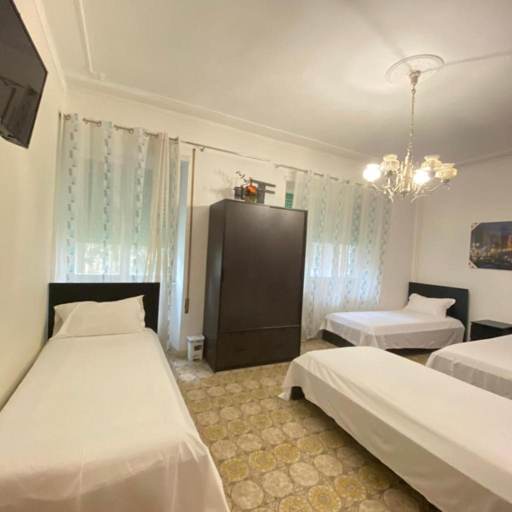 Photograph of Venicenight Apartment 25