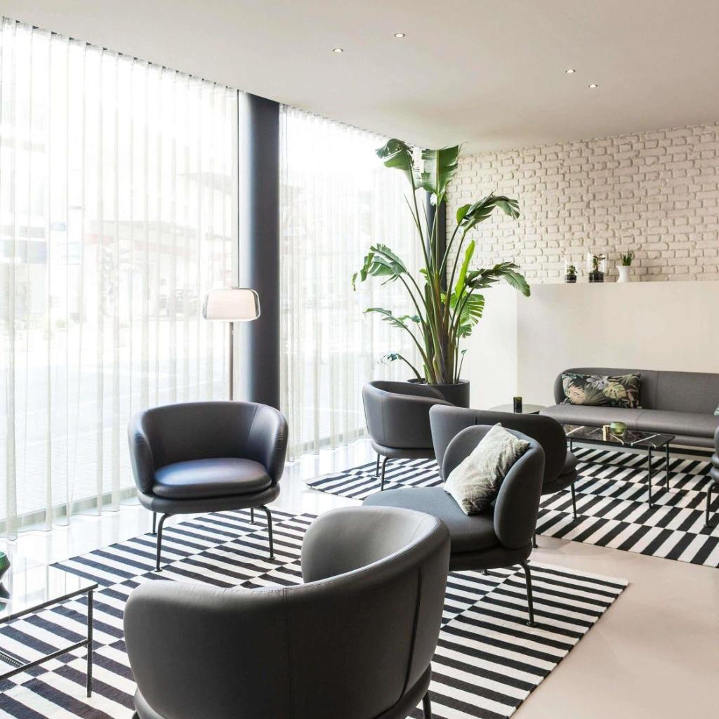 Photograph of ibis Brussels Centre Chatelain