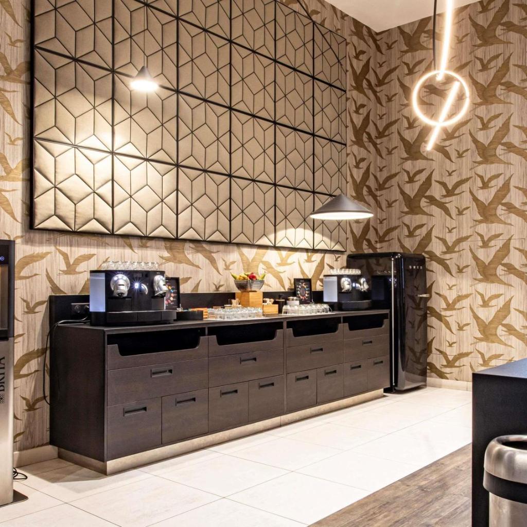 Photograph of Novotel Paris 14 Porte d'Orléans