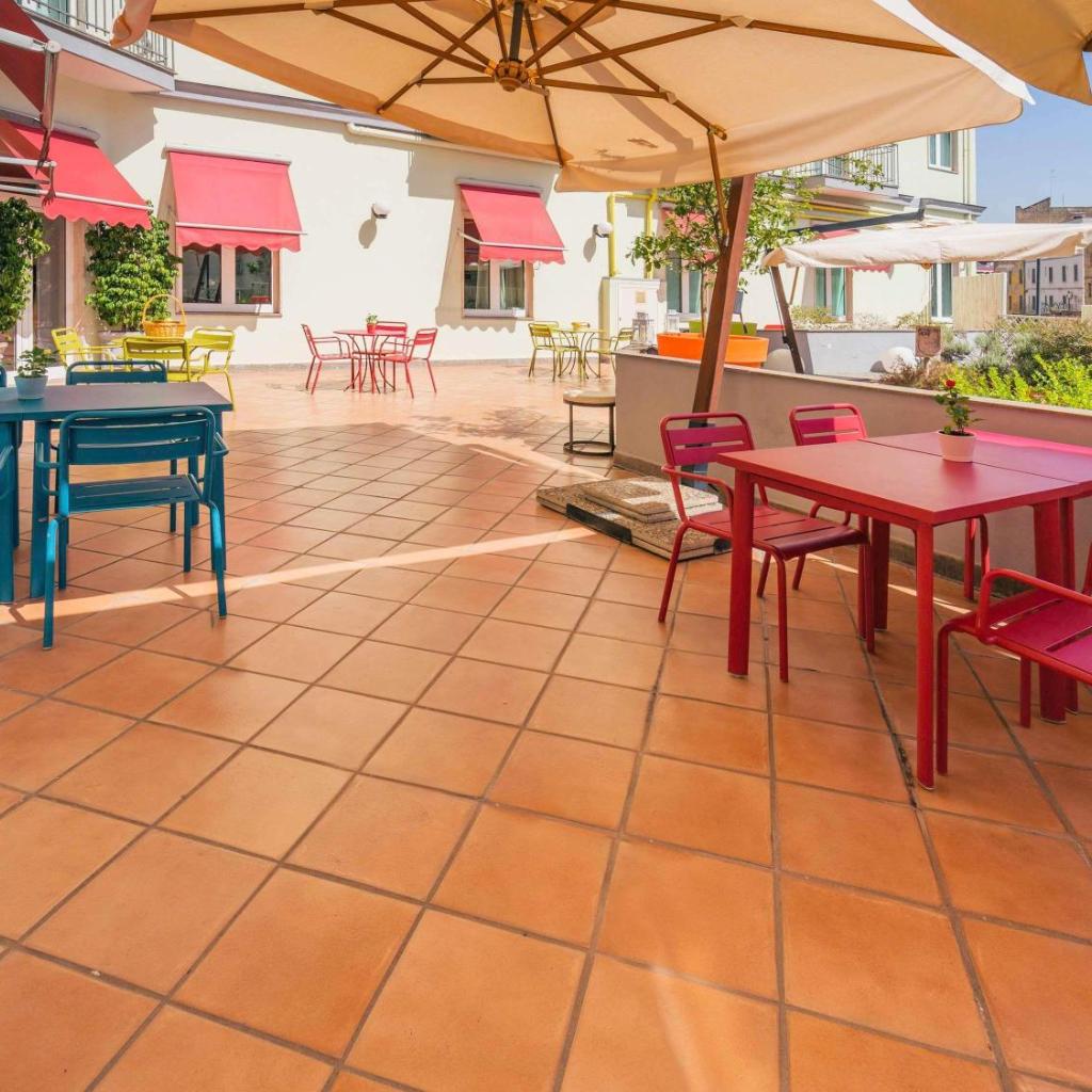 Photograph of Ibis Styles Napoli Garibaldi