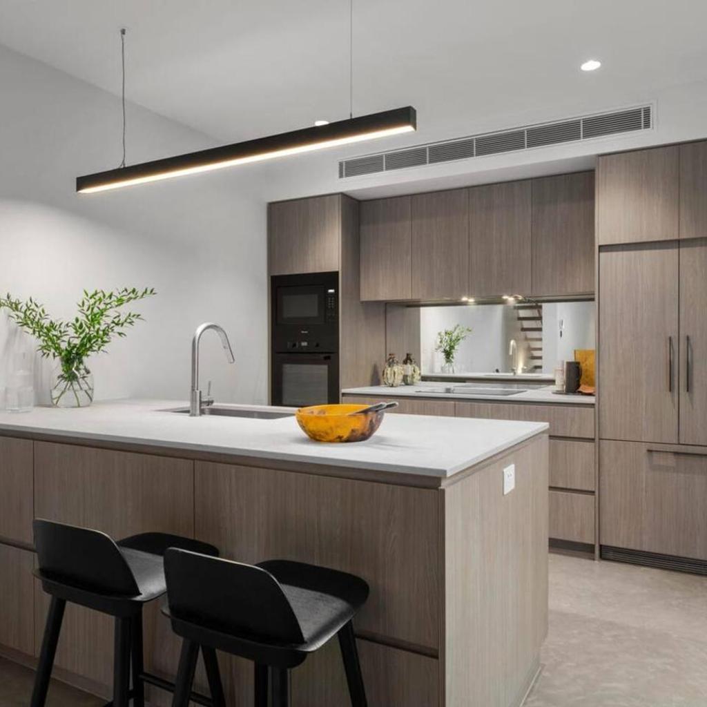 Photograph of Modern Luxe 3BR 3Bath in South Yarra 400m Chapel St with Parking
