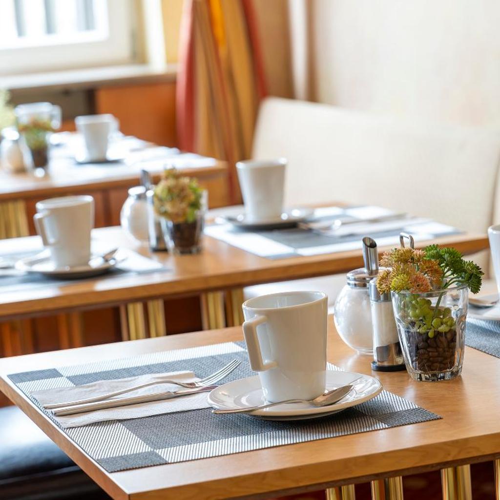 Photograph of PLAZA INN Rieker Stuttgart Hauptbahnhof