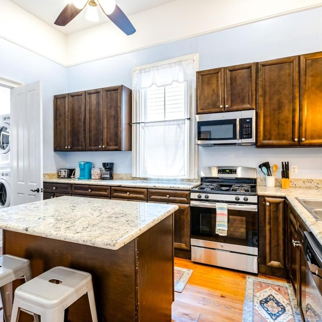 Photograph of Elysian Historic Cottage - 4 bed-4 ensuite Baths