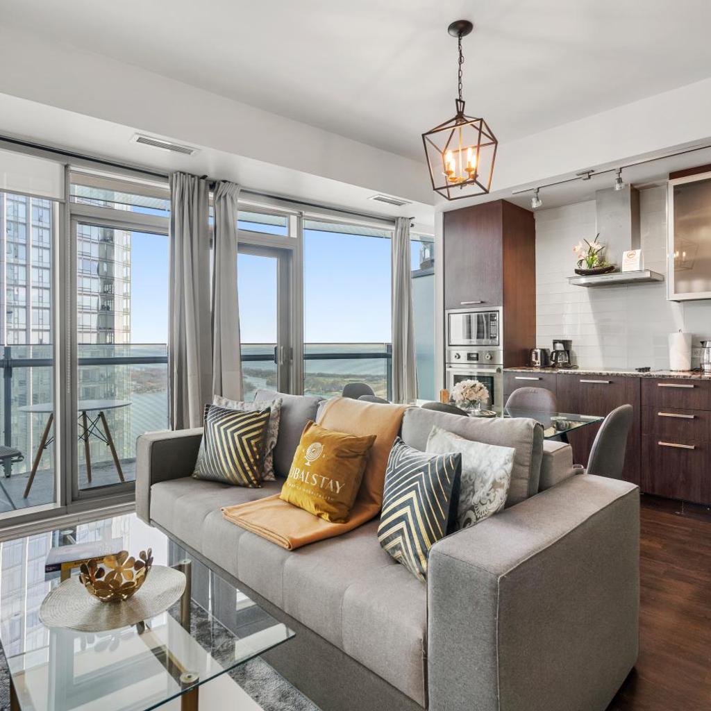 Photograph of 1 Bedroom & Den Condo Lake View in Toronto