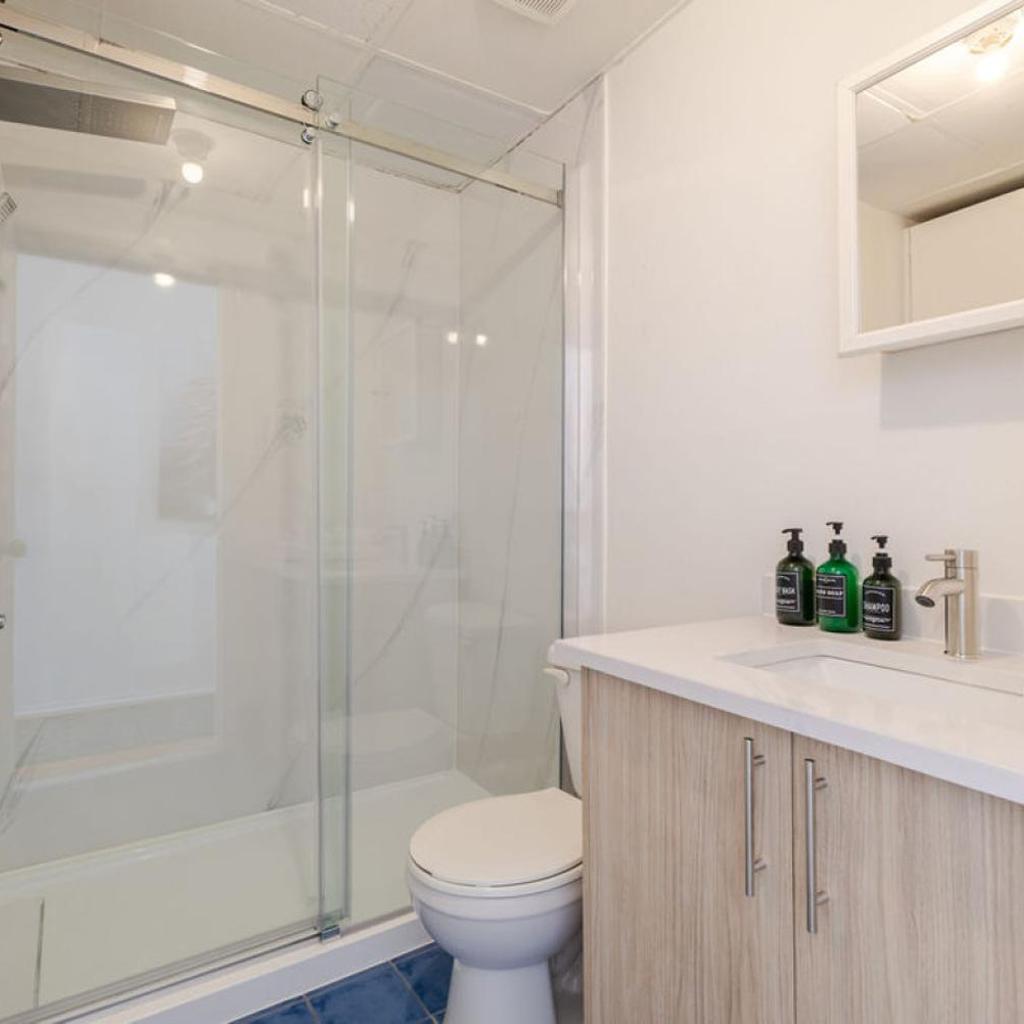 Photograph of Luminous 2BR – Prime Plateau Mont-Royal