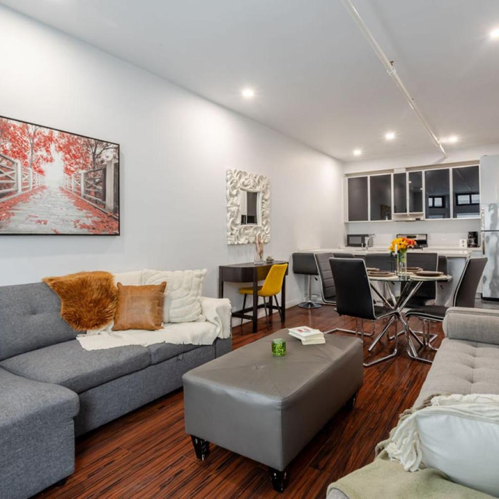 Photograph of Vibrant MTL Living – 1BDR in a Top Location