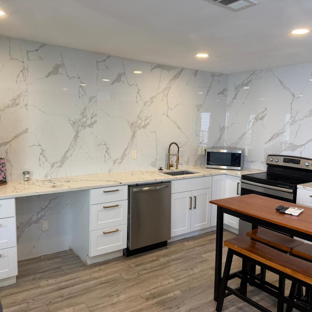 Photograph of Sleek Central Houston 1BR, Steps from Everything
