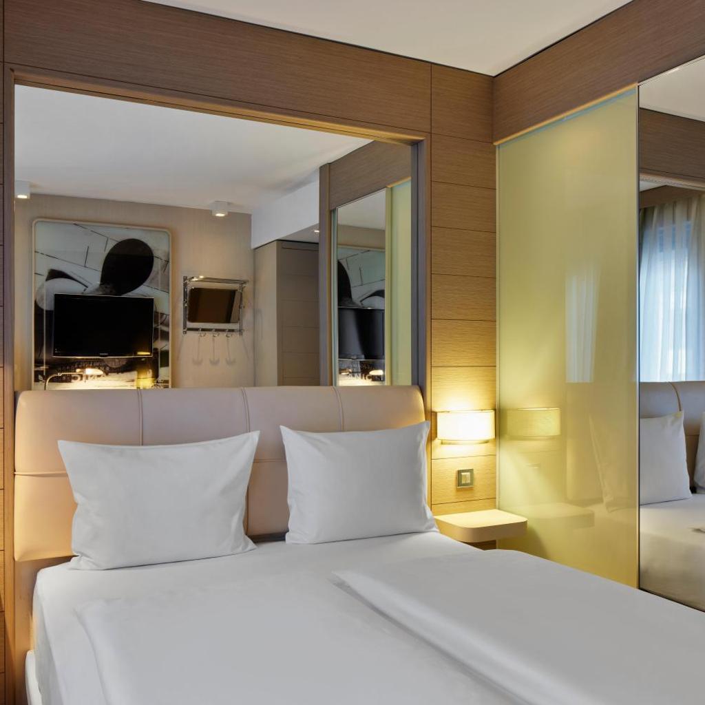 Photograph of TITANIC Comfort Mitte