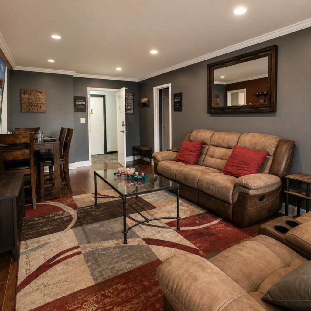 Photograph of Lovely 2BR Condo WFH Heart of Downtown Pool Access