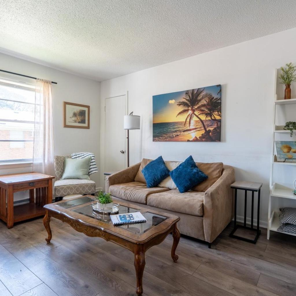 Photograph of Oceanfront Double Suite 4BR 4BA Sleeps 10