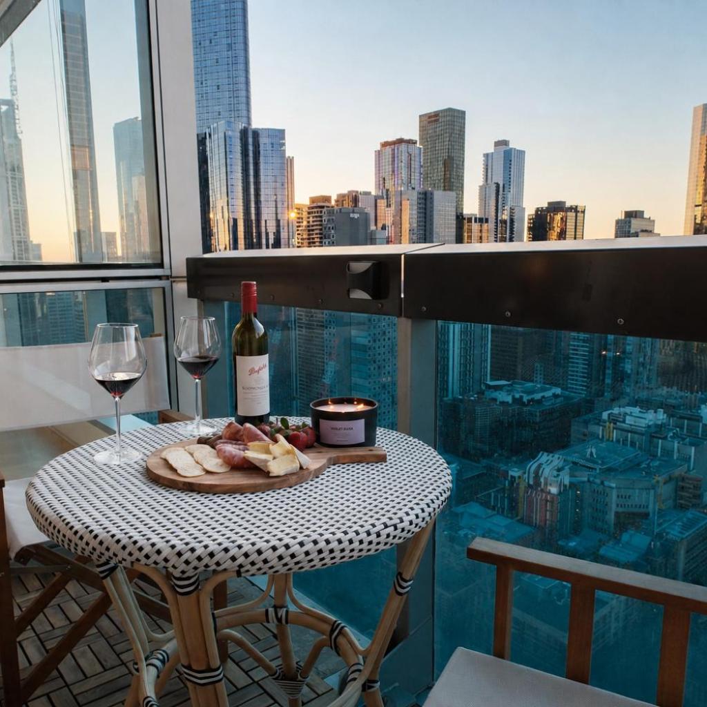 Photograph of Skyline 2BR City Views Apartment with Pool & Gym