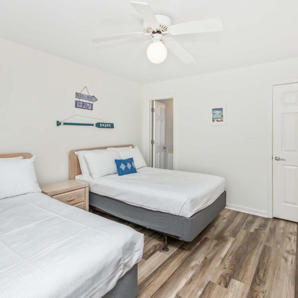 Photograph of EPIC Oceanfront Sleep 36 Private Pool