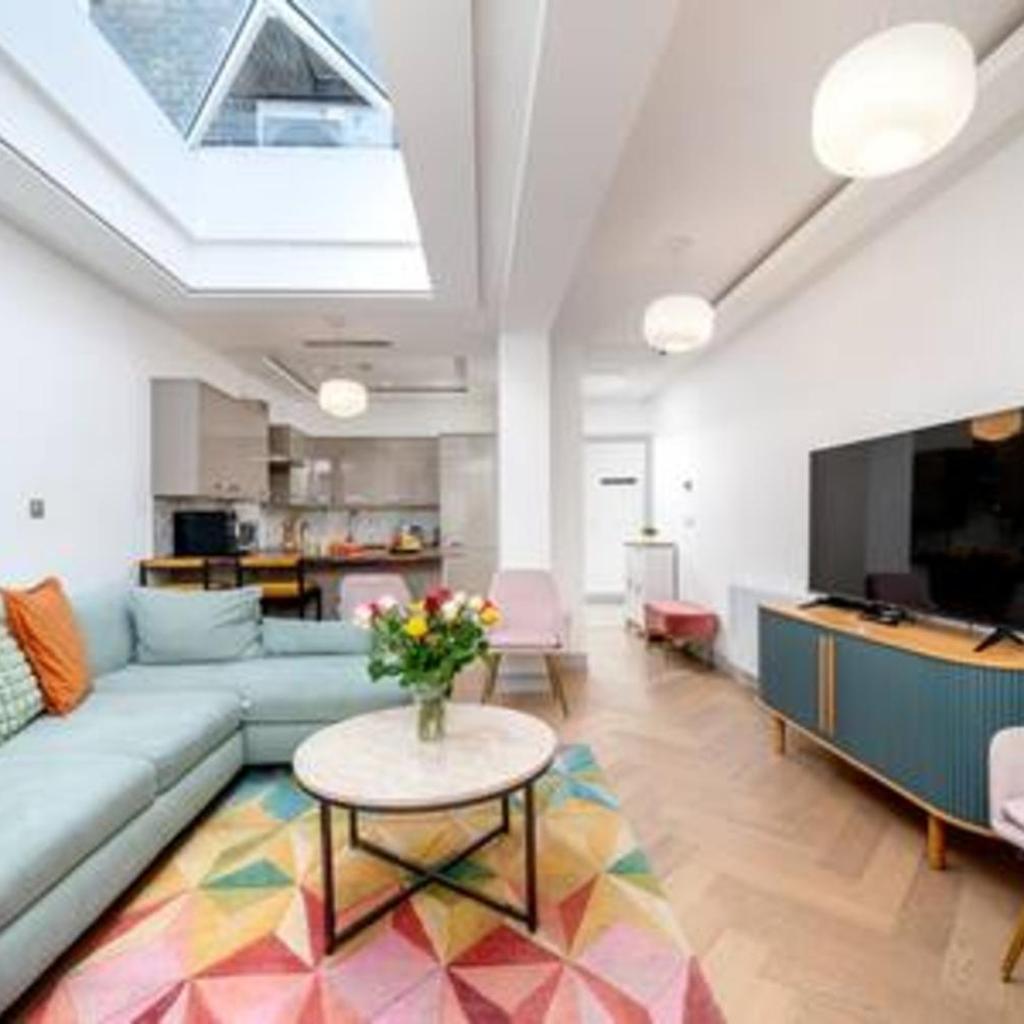 Photograph of London Regents Luxury Apartments