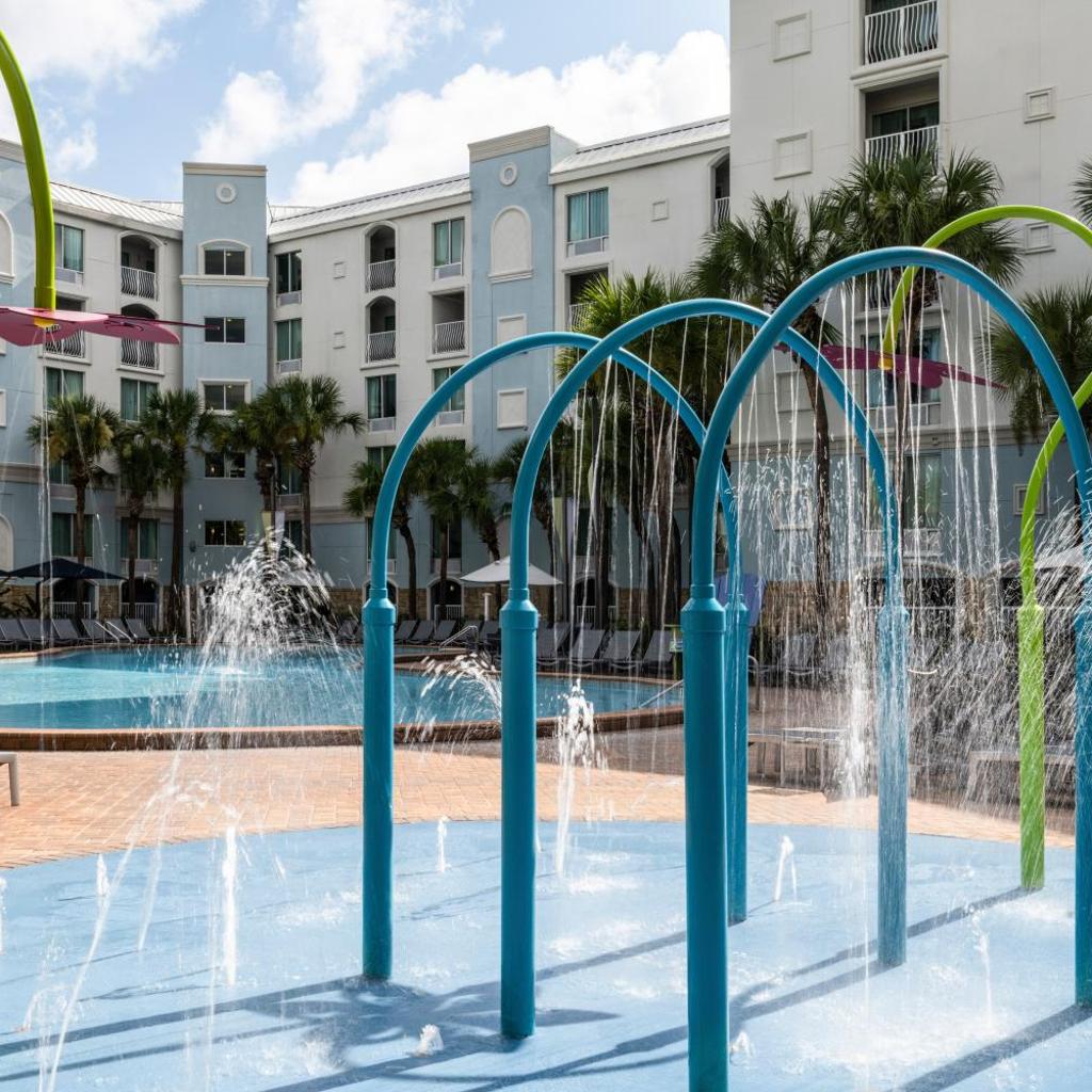 Photograph of Holiday Inn Resort Orlando - Lake Buena Vista by IHG