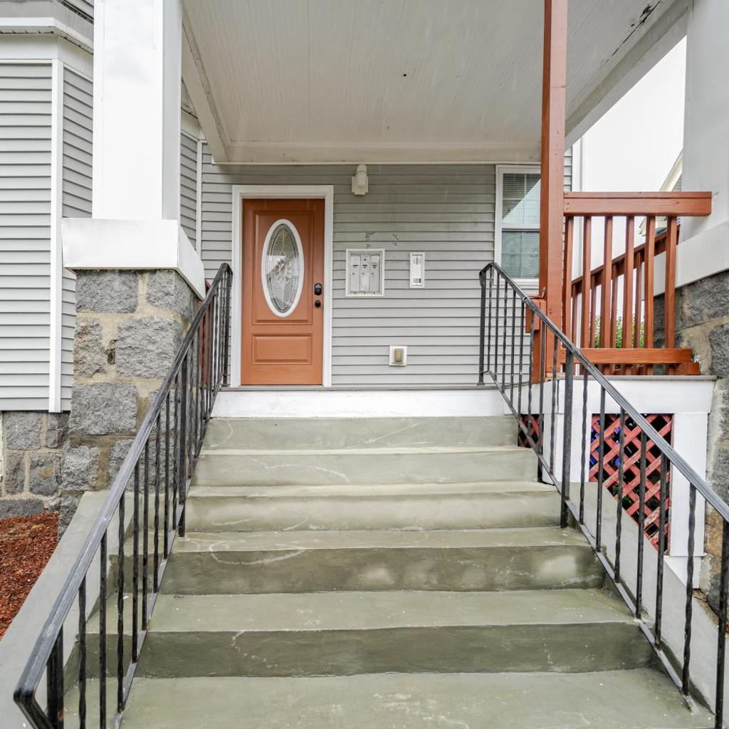 Photograph of Family-Friendly 3BR Boston - Near Red Line with Free Parking, WD, AC, Crib 48-2