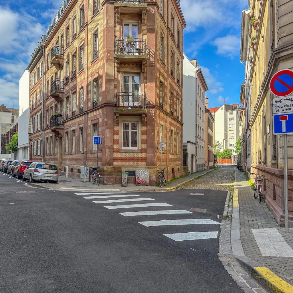 Photograph of La Cerise - Strasbourg Centre - Cozy Studio - Wifi & TV