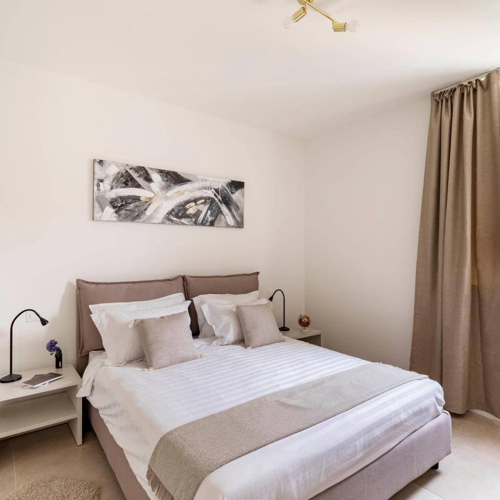 Image 14 - Regalia Suites - Free Parking