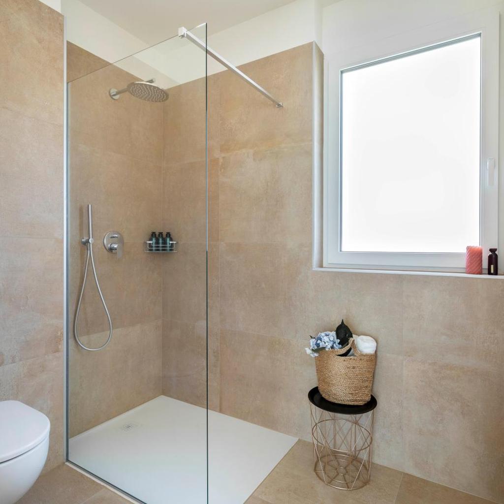Image 10 - Regalia Suites - Free Parking