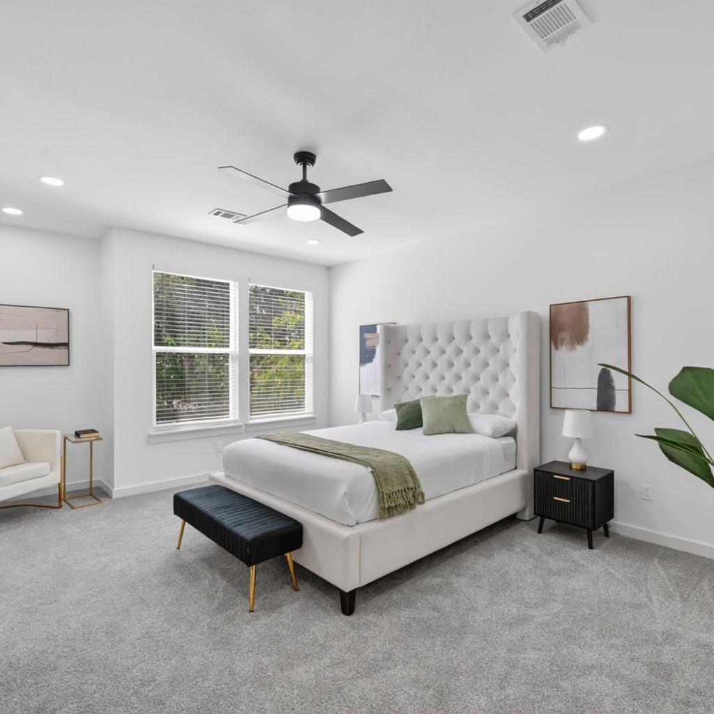 Photograph of Houston Retreat: Gated Community Near the Galleria