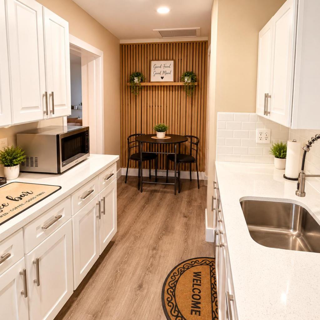Photograph of Modern Private Studio Near USF Busch Gardens
