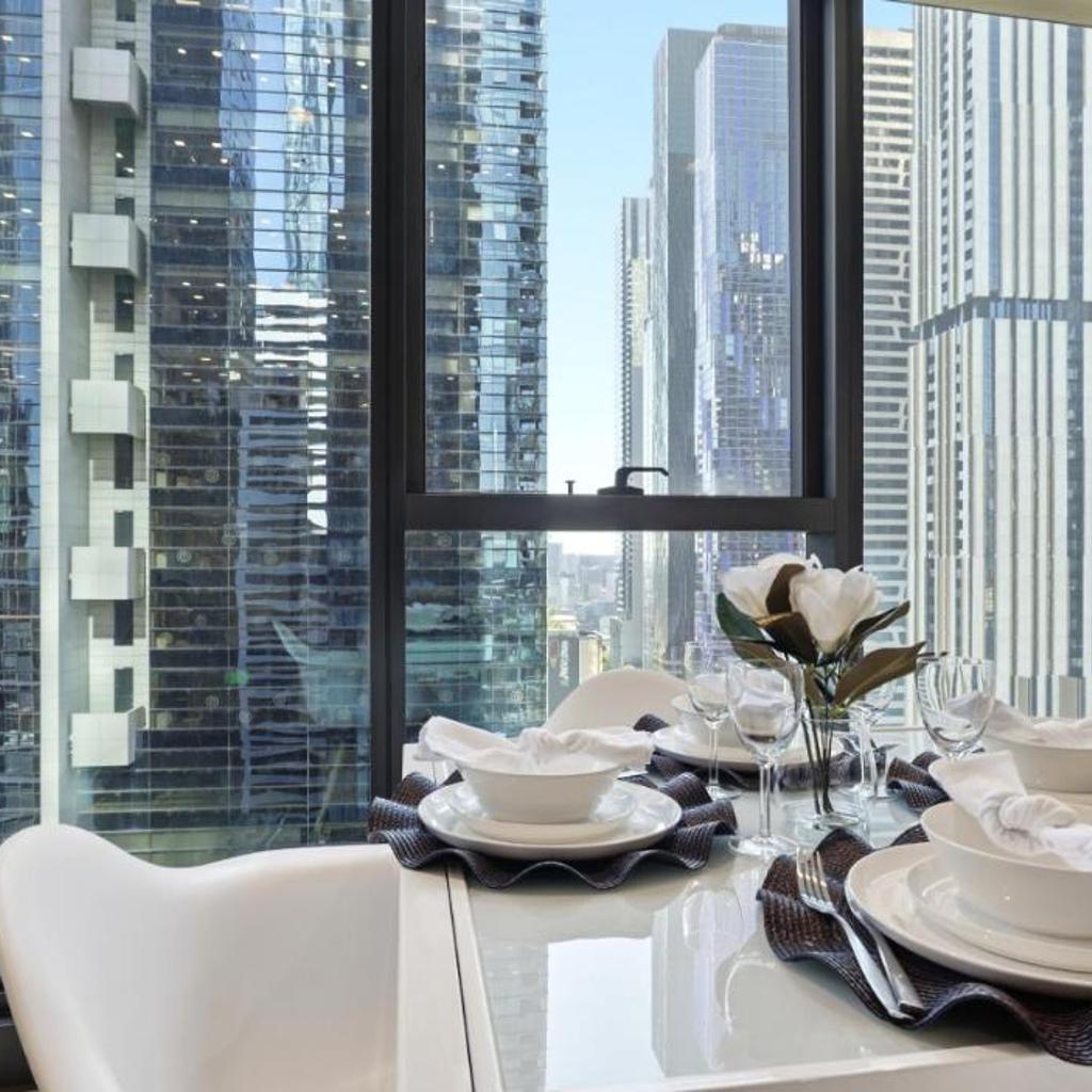 Photograph of Luxury CBD 2BR Apartment QV Chinatown and Sky City View