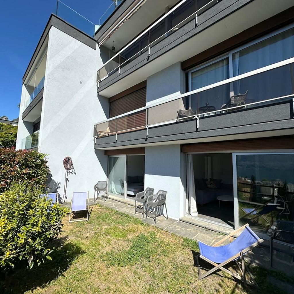 Image 5 - Lake View House with Large Terrace in Minusio