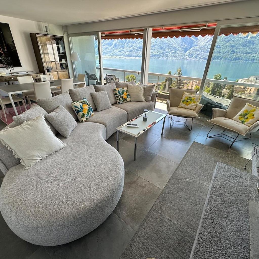 Image 7 - Lake View House with Large Terrace in Minusio
