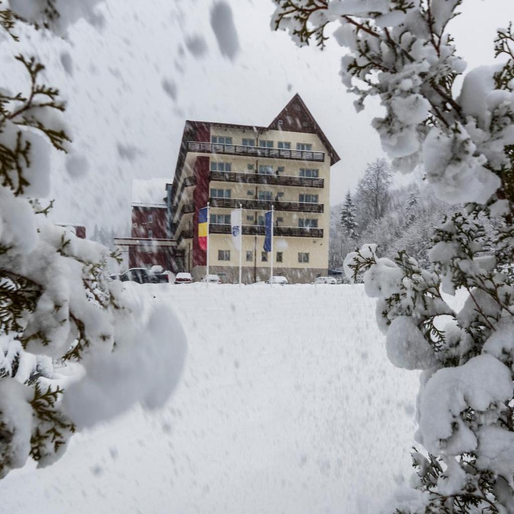 Hotel TTS**** Spa&Wellness Covasna — 