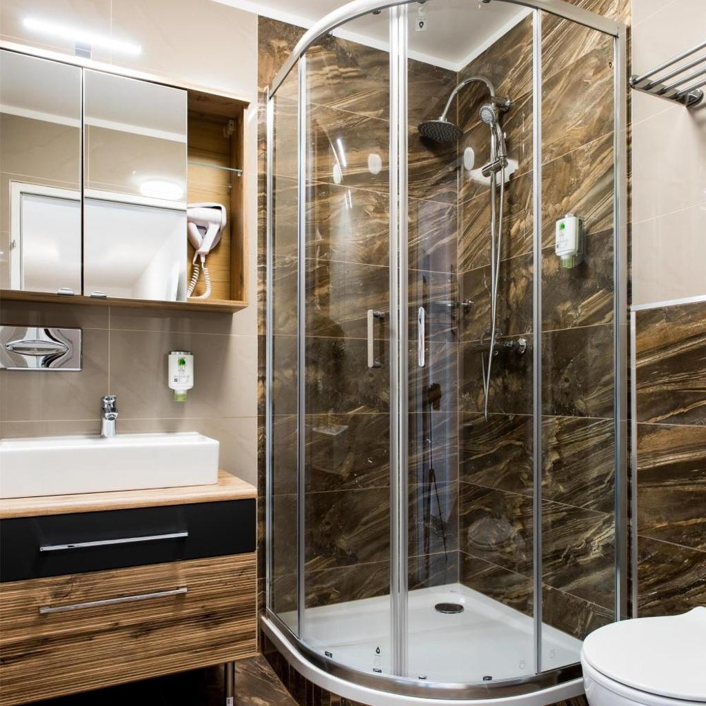 Photograph of Best Western Plus Celebrity Suites