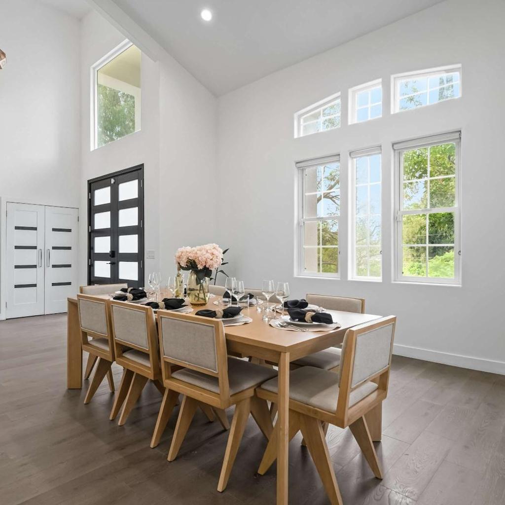 Photograph of Sherman Oaks 5BR with Valley Views by Colby and Conrad