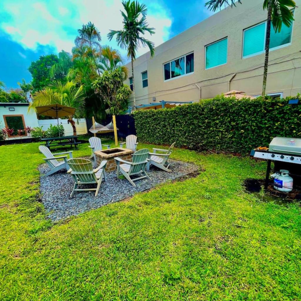 Photograph of MiamiVice Las Olas Near Beach and Park w Fire Pit