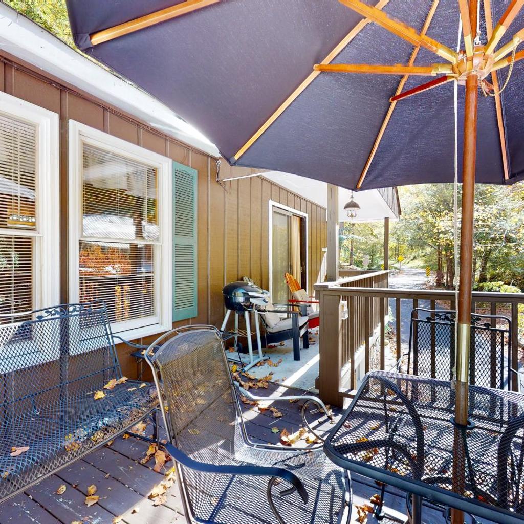Photograph of Lovely Home Sleeps 6 Near Hiking W River View