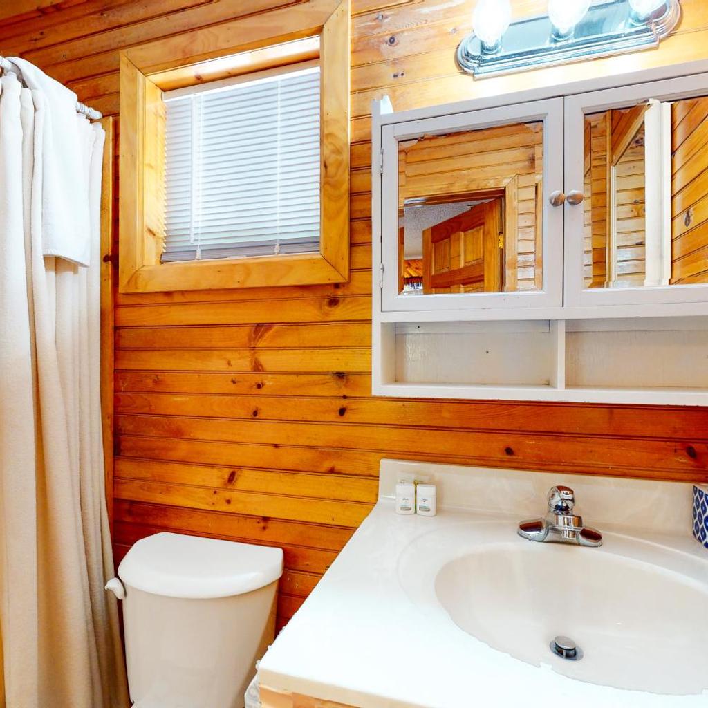 Photograph of Lovely Home Sleeps 6 Near Hiking W River View