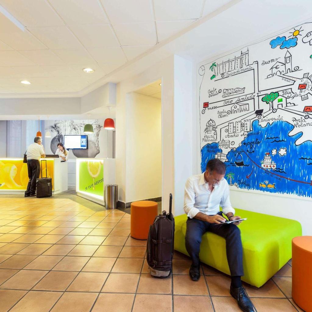 Photograph of Ibis Styles Napoli Garibaldi