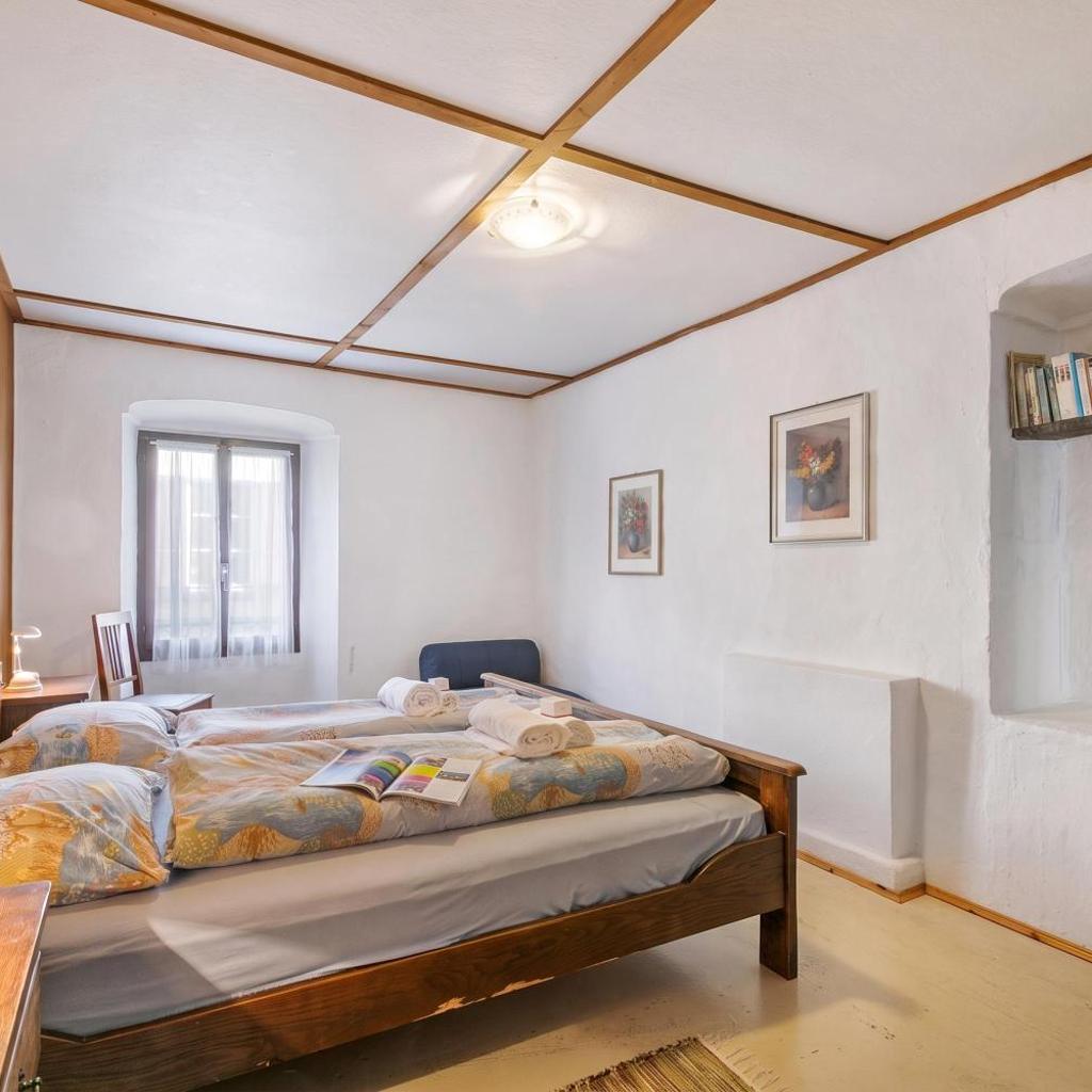 Image 29 - Historical Caslano Apartments - Happy Rentals
