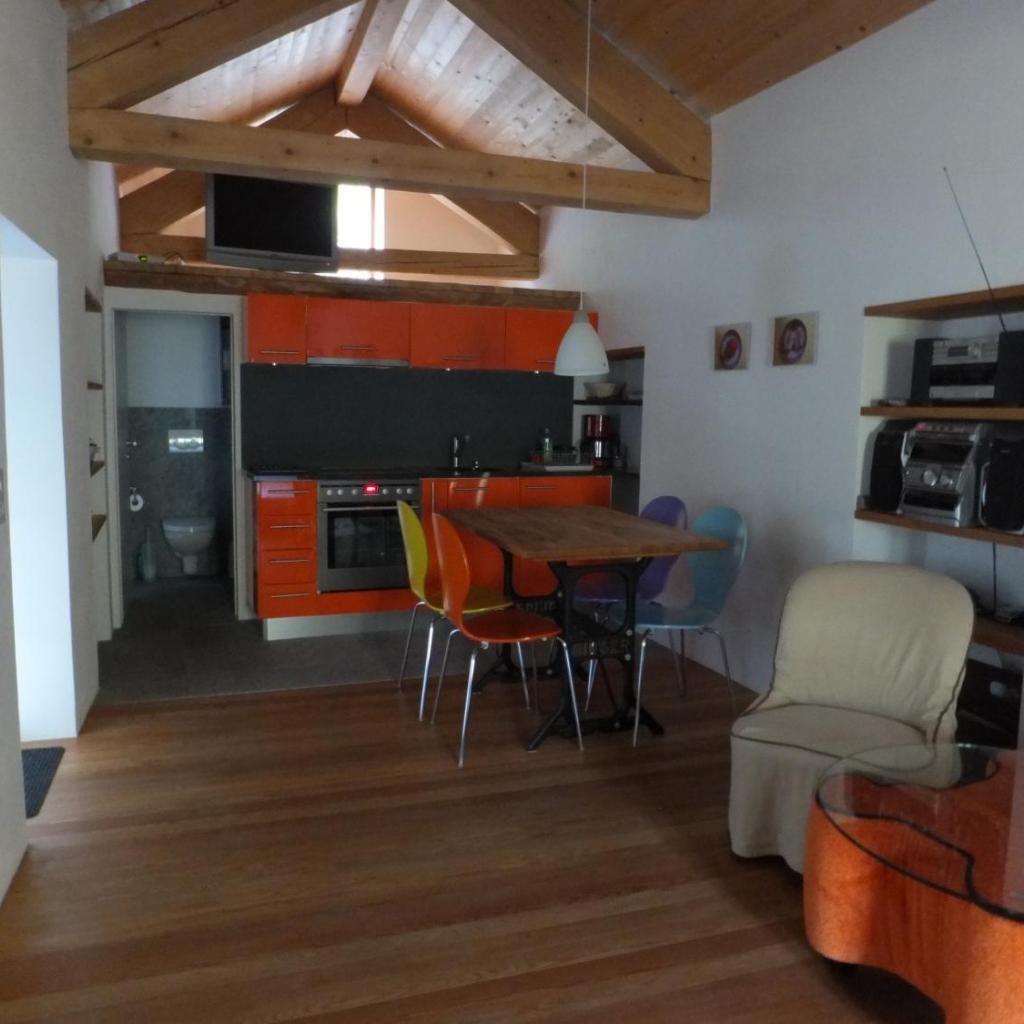Image 1 - Casa del sarto