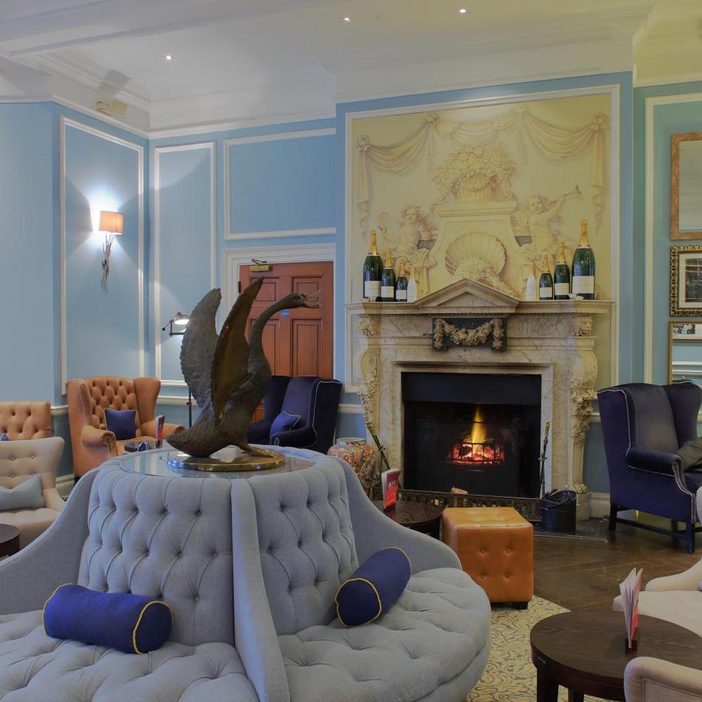 Photograph of Hotel du Vin Cannizaro House Wimbledon