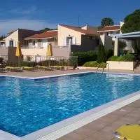 Marinos Apartments, hotel u gradu Lasi