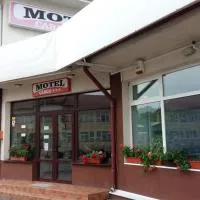 Viesnīca Motel Cargo pilsētā Ţăndărei