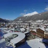 Hotel L'Equipe، فندق في مورزين