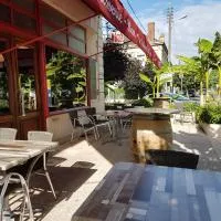 Hotel Café de la Gare, hotel em Sainte-Foy-la-Grande