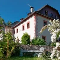 Resla Residence I, II, & Wellness, hotel Selmecbányán