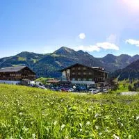 Hotel Alte Krone，米特爾貝格的飯店