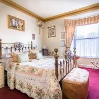 Creston Villa Guest House، فندق في لينكولن