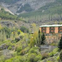 Hotel El Guerra, hotel v mestu Güéjar-Sierra