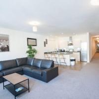 The Broadmead Forest - Spacious City Centre 3BDR Apartment