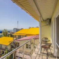 Yellow House, hotel in Zatoka